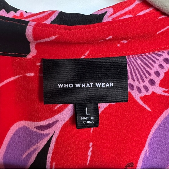 Who What Wear Red and Pink Floral Long Sleeve Blouse - Picture 2 of 5